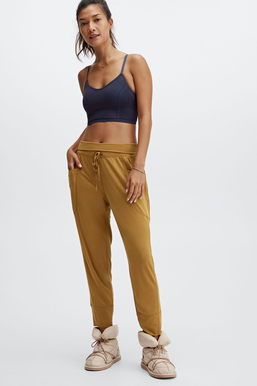 Cyber All Day 2-Piece Outfit | Fabletics - North America