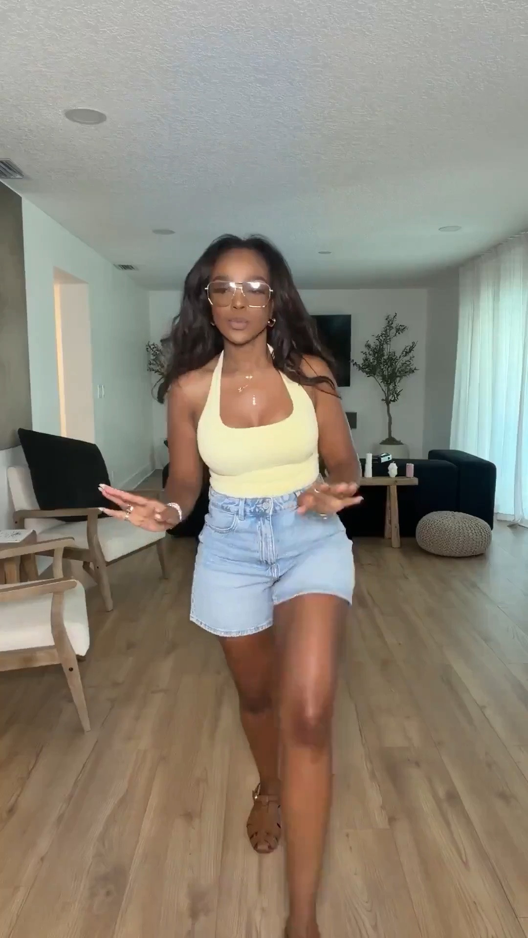Hi Babes!

This is exactly the kind of summer outfit I reach for when I want to look put together without overthinking it. The buttery yellow halter top paired with relaxed denim shorts feels effortless, flattering, and perfect for those hot summer days when comfort is non-negotiable.

The soft yellow adds the prettiest glow, and these shorts have that easy, lived-in fit that works year after year. Definitely one of those outfits you'll keep reaching for all season long.

Where to wear this:
• Weekend errands
• Casual brunch
• Farmers markets
• Vacation sightseeing
• Beach town strolls
• Summer shopping days

Everything is linked below.

Comment SHOP below to receive a DM with the link to this post on my LTK ⬇

xx Kira | IG: KirasFashionFinds

34D - 27 - 40 • Size Small or 4

#LTKgrwm #LTKootd #LTKdayinmylife