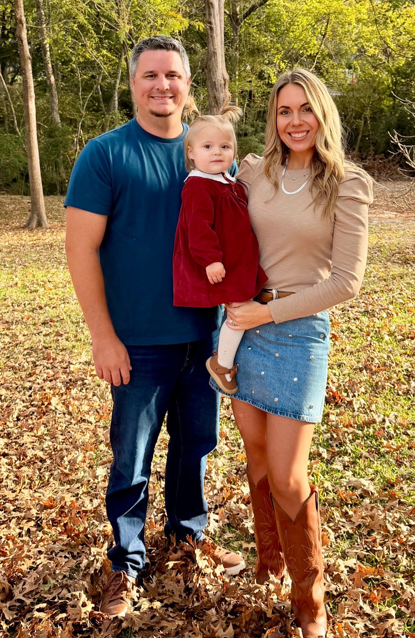 Obsessed with this denim skirt that’s on major deal!! It’s TTS. My new Tecova boots are on a rare 20% off sale! I sized down half to 7.5 because they run big. I’m always an 8-8.5.

#LTKmomlife #LTKCyberWeek #LTKootd