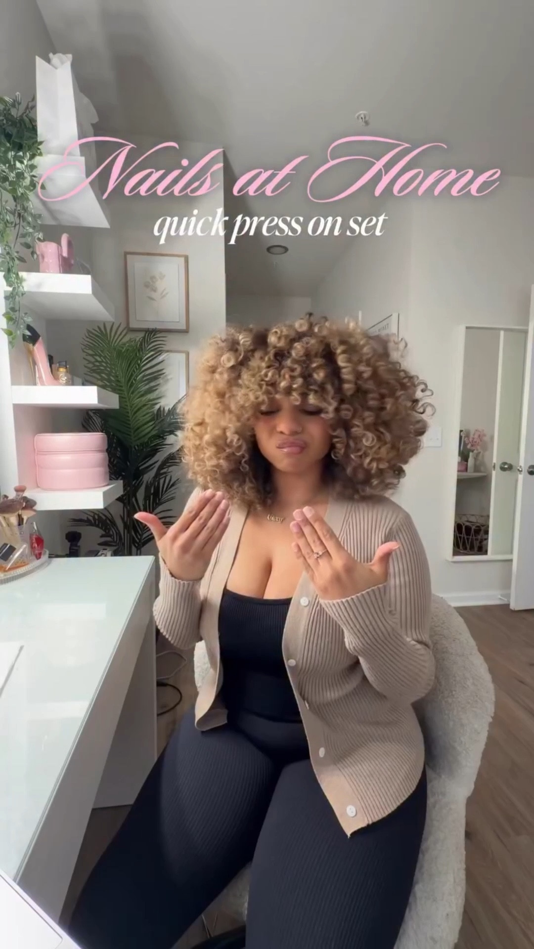 Baddie nails on a budget 💅🏽 I split a nail so press ons to the rescue! I love these sooo much
 
how much do you usually spend on your nails?

Products used: 😍

@dashingdiva_usa Gel Nail Luxe Save The Date
@sally_hansen cuticle remover
@morovanofficial primer dehydrator 

#nailsathome #diynailsathome #diynails #presson #pressonnails