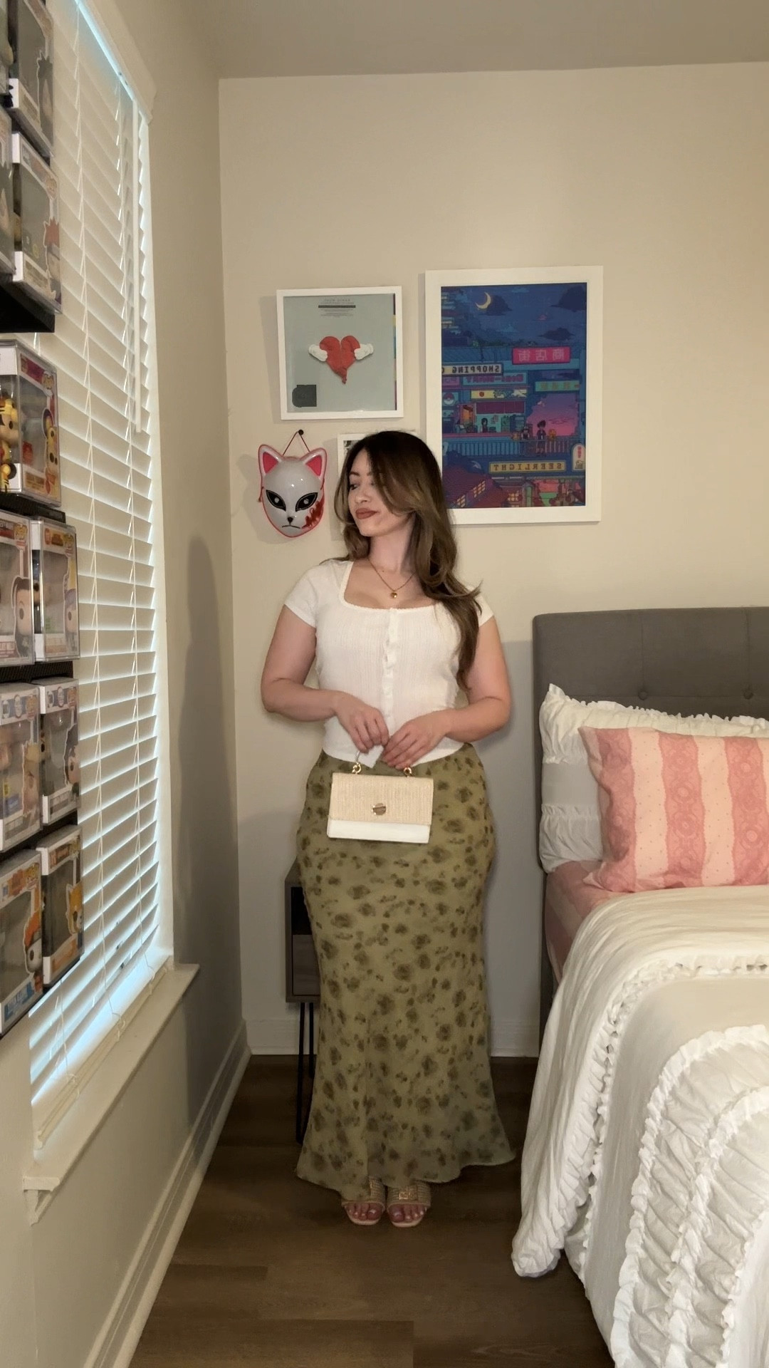 spring outfit 

top is from Hollister (I don’t see it on there anymore)