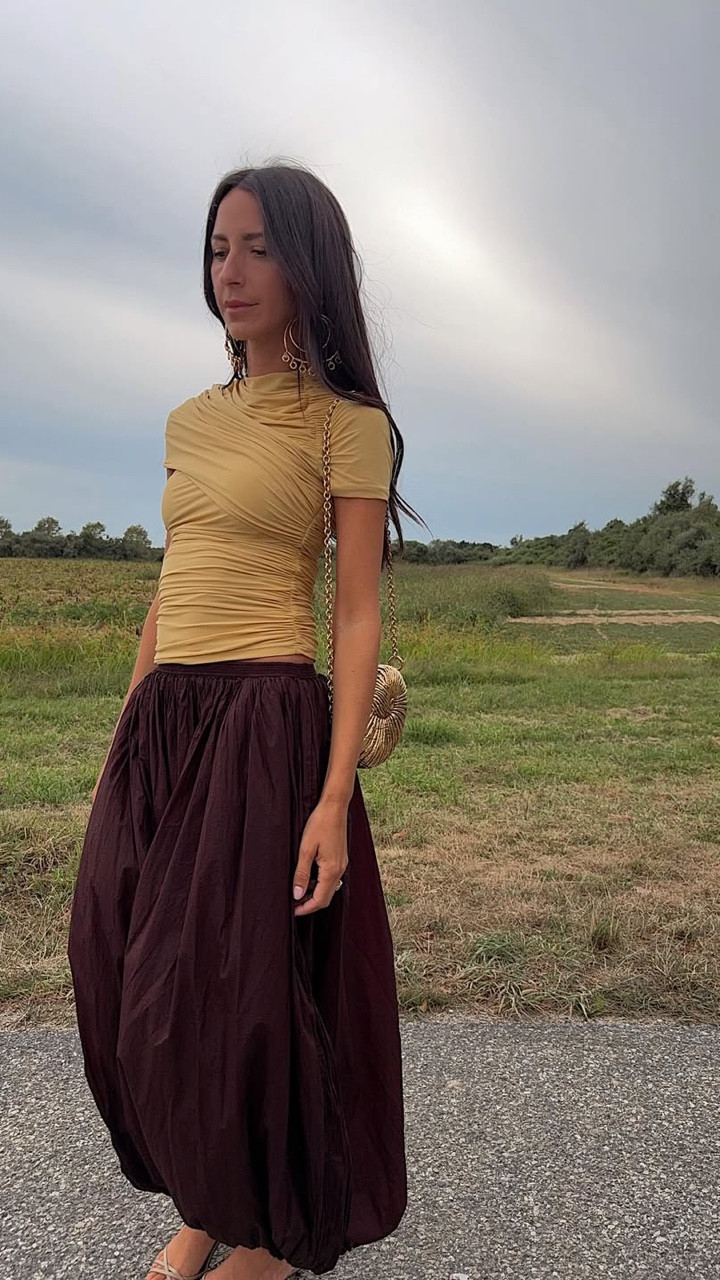 GRWM for dinner with my family. Fall color combo in August 💛 

 