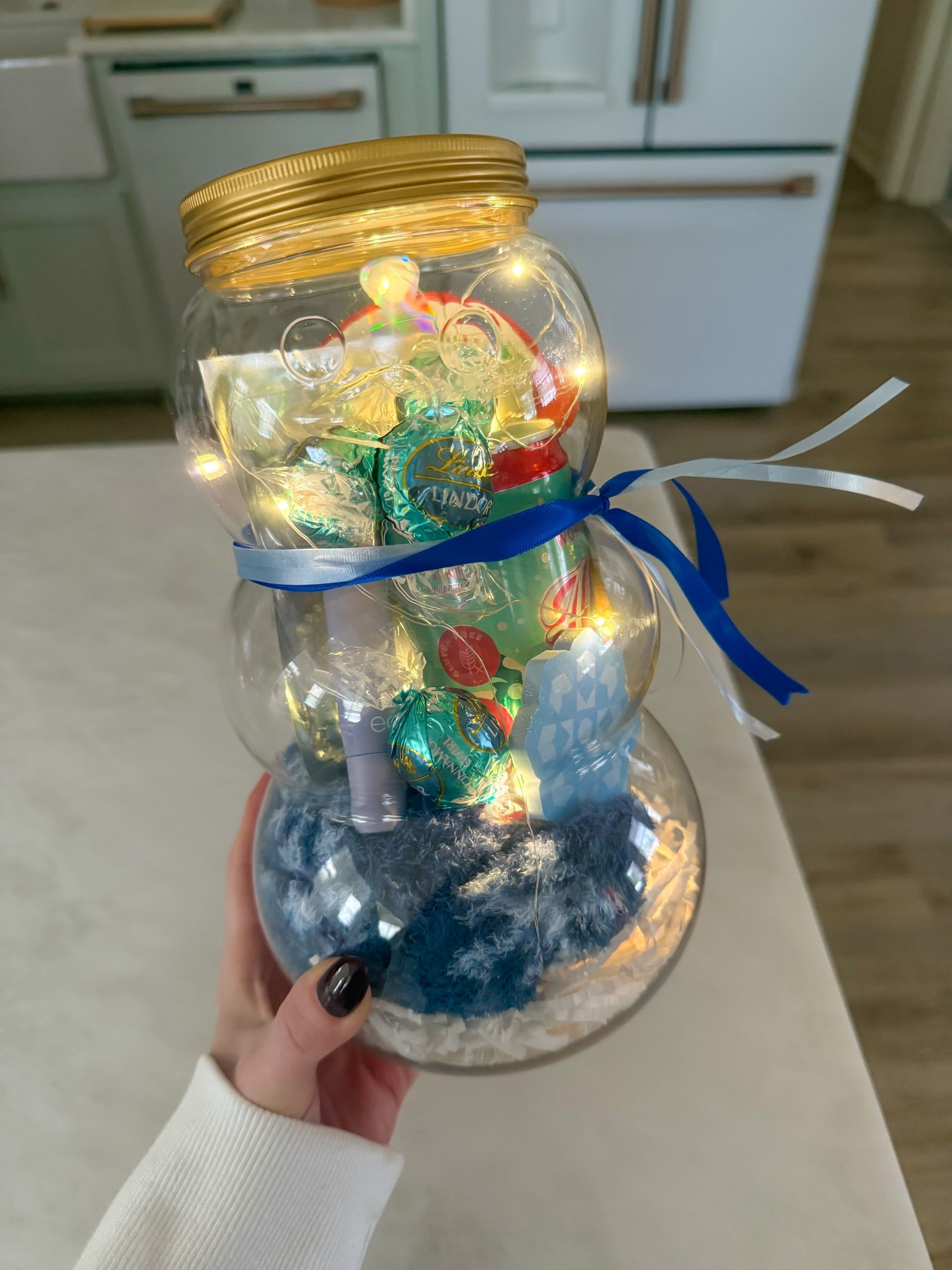 Christmas gift idea / brr basket teacher gift 





Coworker gift 
Neighbor gift 
Christmas gift basket 
Affordable gifts 
Target finds 
Secret Santa 
White elephant 

#LTKHoliday #LTKGiftGuide #LTKFindsUnder50