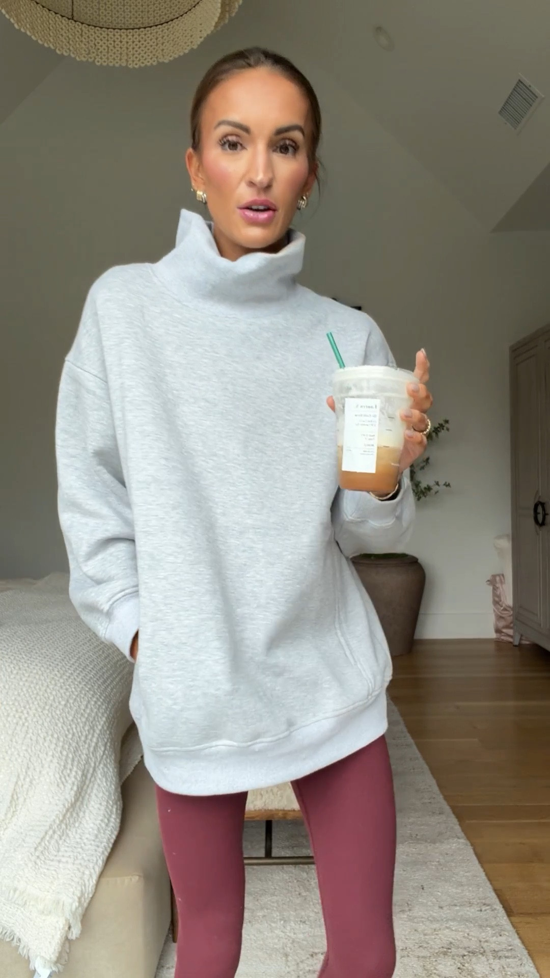 this amazon sweatshirt has been my go-to on cozy winter days / running errands with the kids! 🫶🏼 such a good price and perfect with leggings! 😍

#LTKmomlife