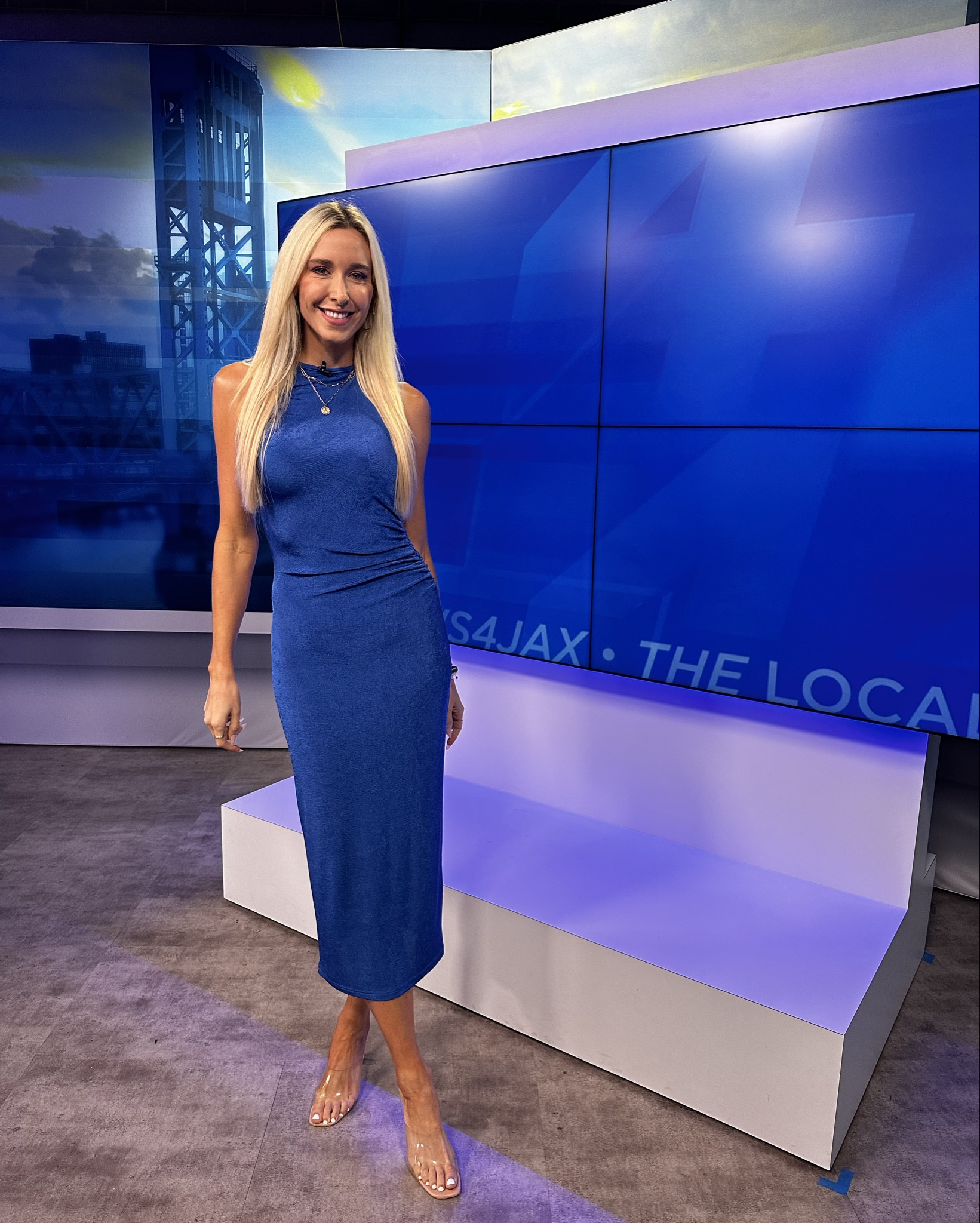 Slinky blue dress that is super flattering and very comfortable! Slight ruching on the side snatches your waist ! This is also on sale! 

#LTKVideo #LTKWorkwear #LTKSaleAlert