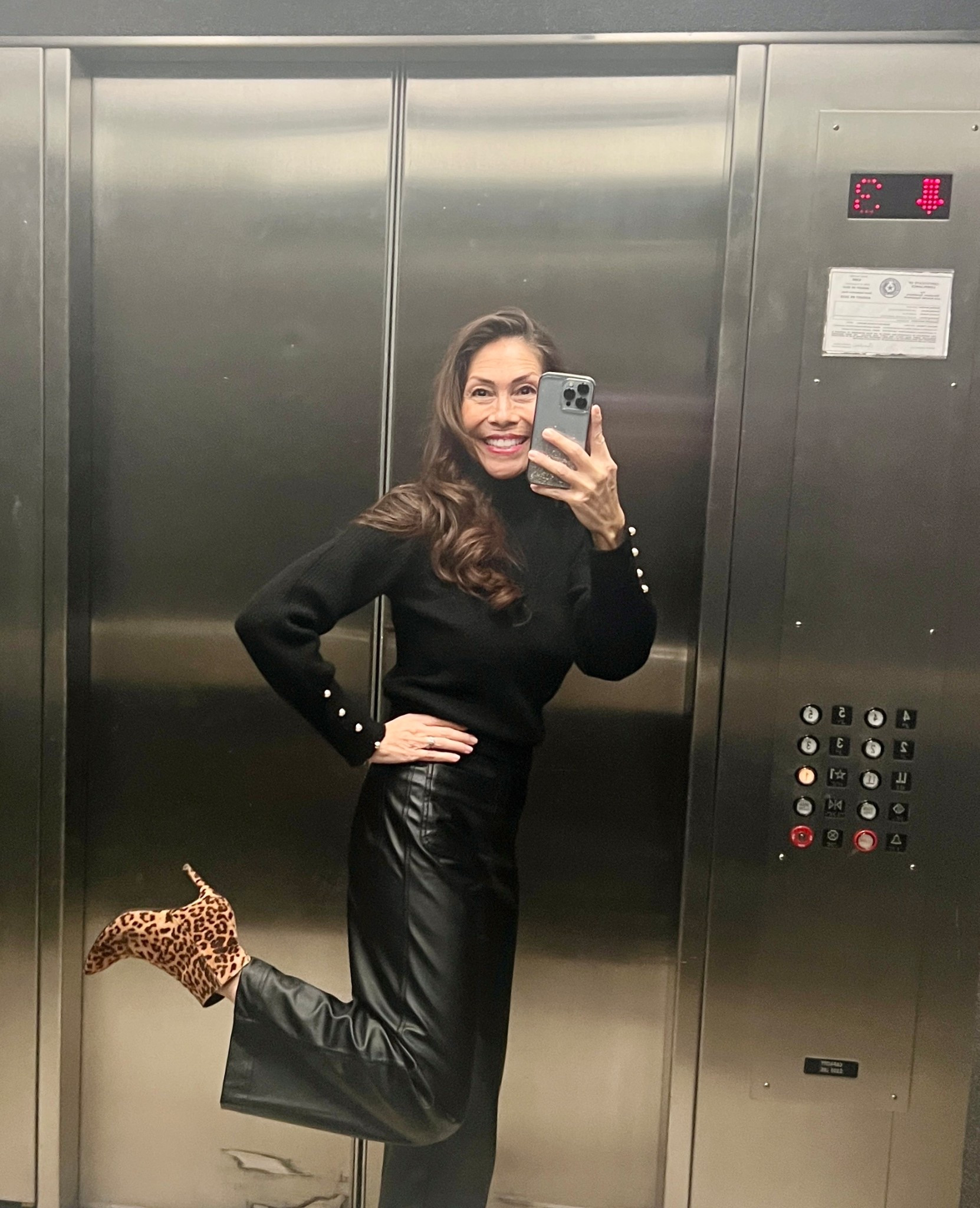 This monochromatic outfit with a pop of leopard is my go to for today’s office look.

BellaGrey Designs 
Office outfit
Office look
Workwear
Leather
Black
Leopard 


#LTKWorkwear