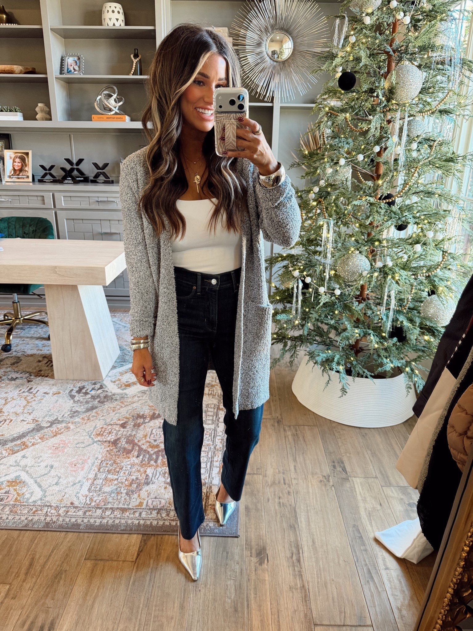 The coziest walmart cardigan 


#WalmartPartner, #Walmart, @Walmart

#LTKHoliday #LTKStyleTip #LTKFindsUnder50 #LTKFindsUnder50 #LTKStyleTip #LTKHoliday