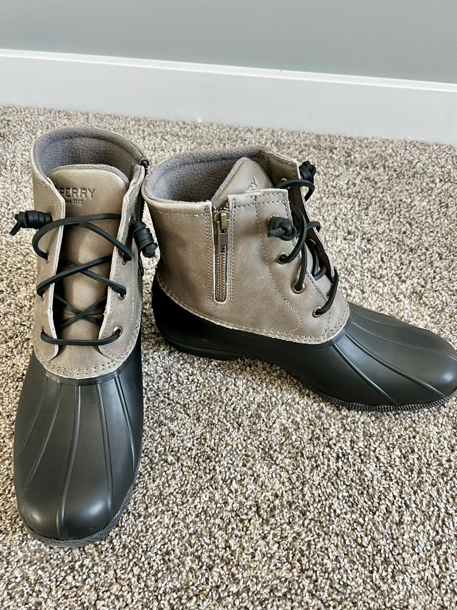 Obsessed with how comfy my new Sperrys are…plus waterproof with all this snow and rain lately! Huge sale right now  

#LTKstyletip #LTKMostLoved #LTKsalealert