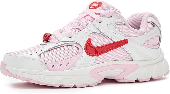 Nike Boy's V5 Runner (Big Kid) Sneaker | Amazon (US)
