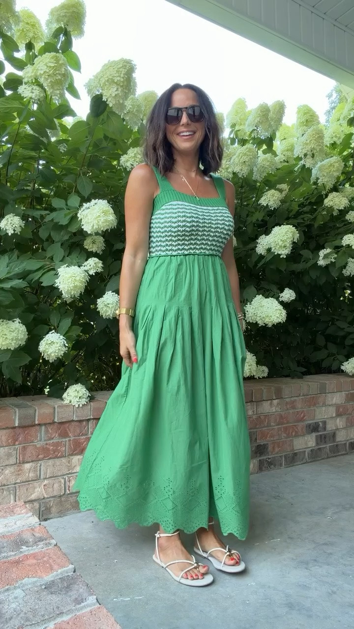 This dress looks so much more expensive than it is. The quality, color, and fit are absolutely stunning, and I know I’ll be reaching for it all season.

Wearing an XS from Walmart.

#WalmartFashion #WalmartFinds #AffordableFashion #SummerToFall #MaxiDress #EverydayStyle #CasualChic #OOTD #BudgetStyle #StyleInspo #WalmartStyle #DressSeason #FashionFinds #WardrobeStaples