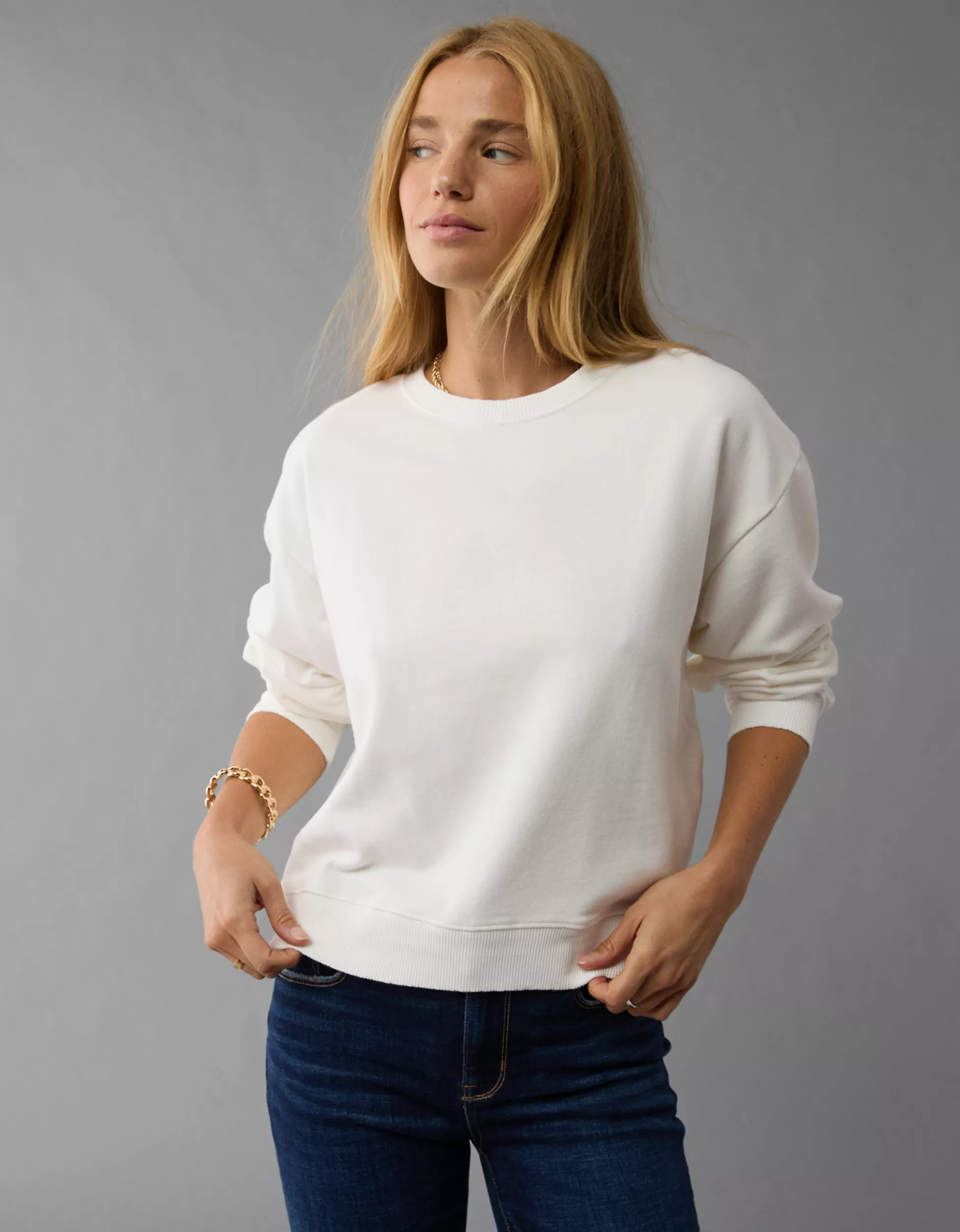 AE Cropped Crew Neck Pullover Sweatshirt | American Eagle Outfitters (US & CA)