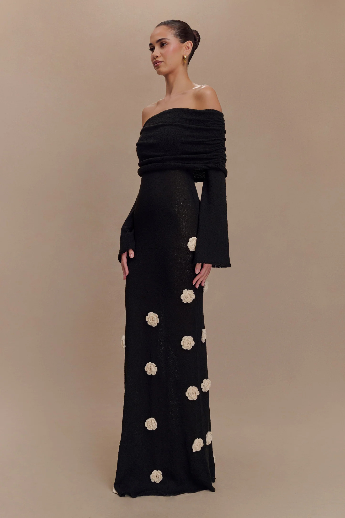 Kiki Off Shoulder Knit Rose Maxi Dress - Black/White | MESHKI US