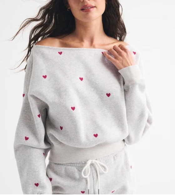 Cutest heart off the shoulder sweatshirt for Valentine’s Day!! 

@abercrombie 

#LTKSeasonal #LTKootd #LTKValentine