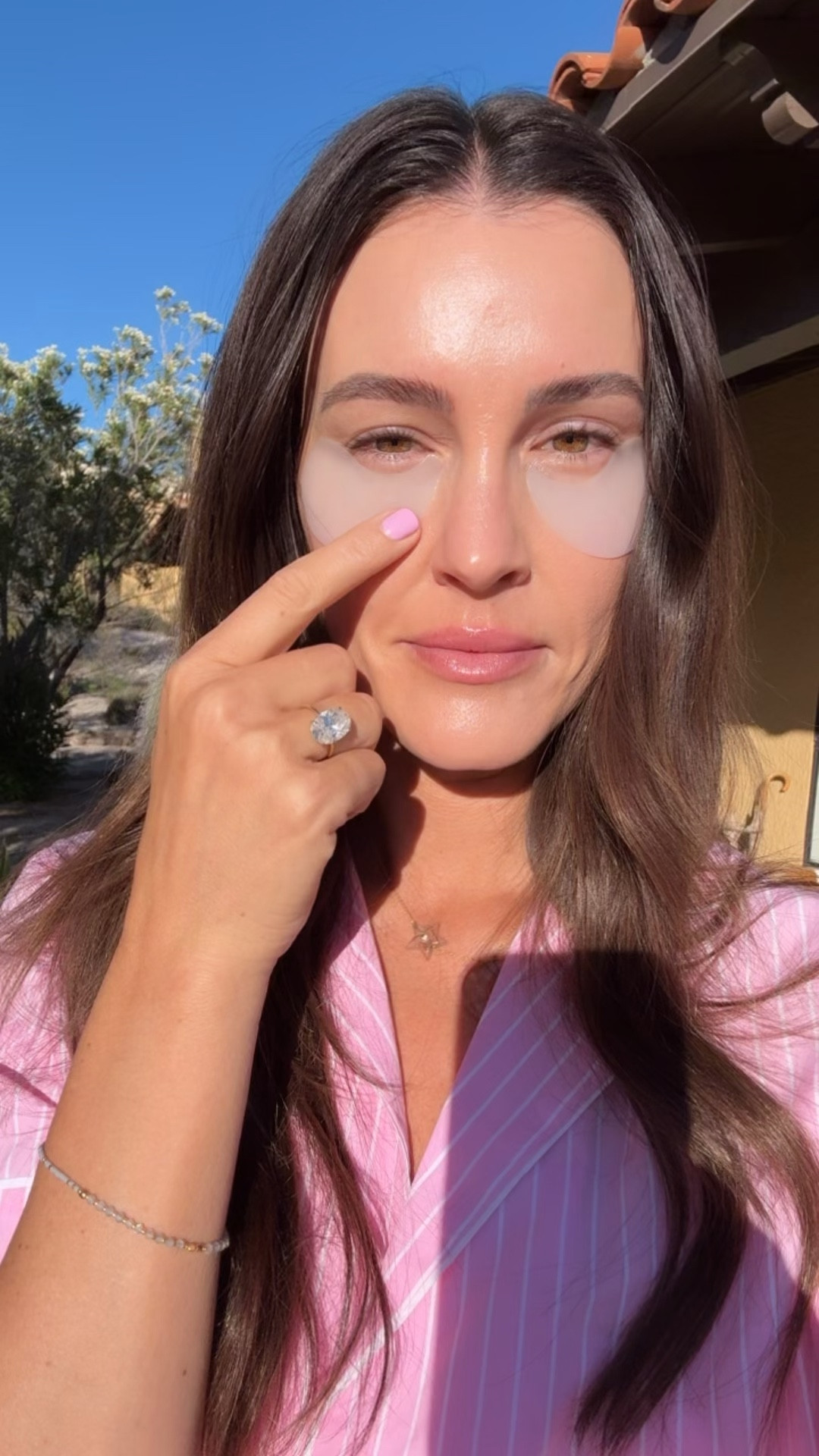 Hydrating clean under eye patches and 100% cotton pajamas 👏🏻

Non-toxic
Pjs
Loungewear 
Clean beauty 

#LTKootd #LTKBeauty