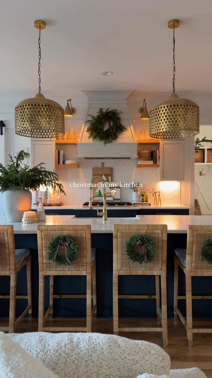 mini wreaths have been hung and the kitchen is ready for all the christmas things!🧑🏼‍🎄 | -the mini wreath tutorial is in my reels ✨  save for christmas inspo! 

#christmas #christmasdecor #kitchen #kitchendesign #christmasdecorations #neutralchristmas #miniwreath #christmascandles #anthrohome 

#LTKHome #LTKHoliday #LTKSeasonal