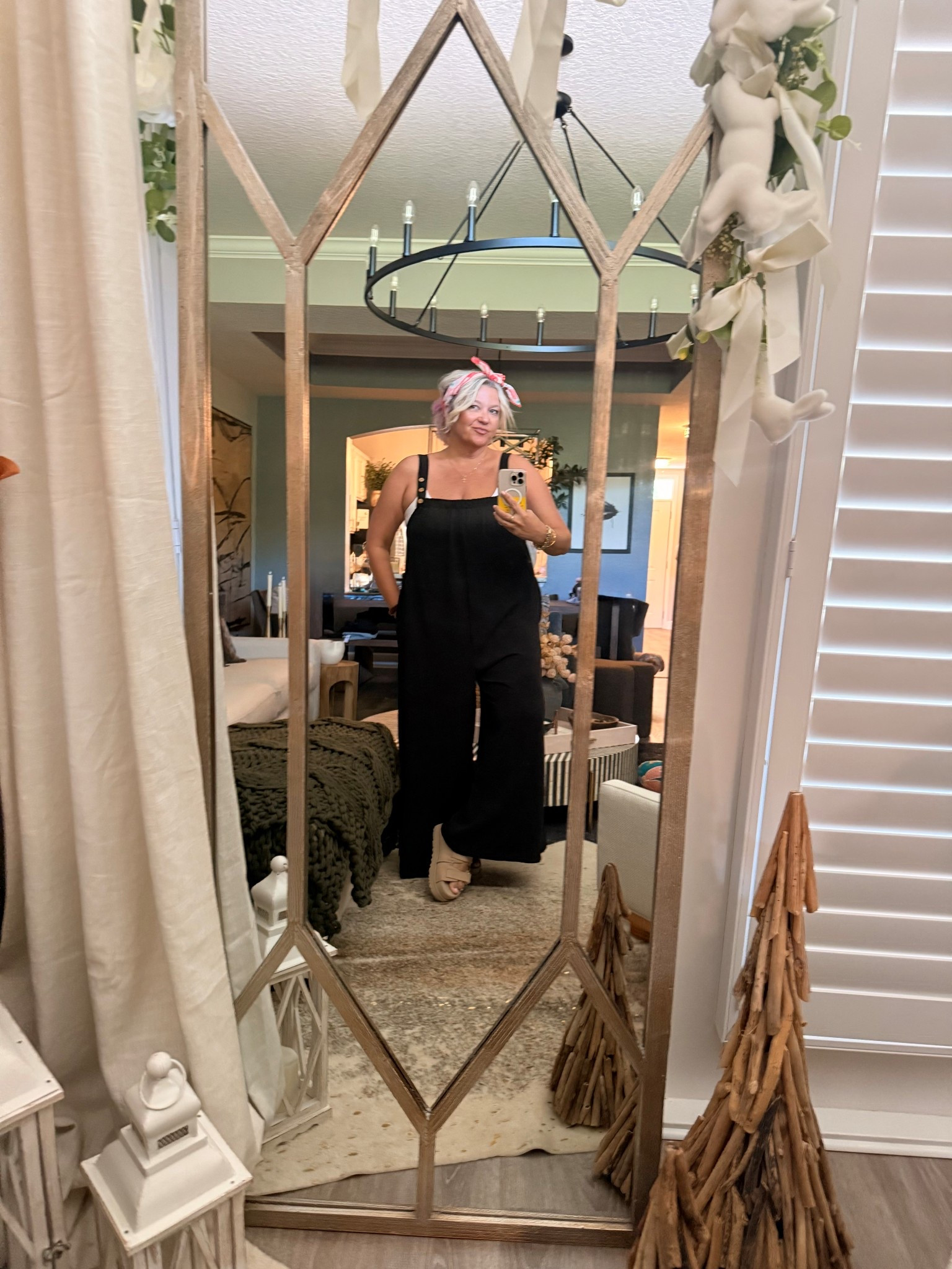 This is what happens when I say “I’ll just browse Amazon for 5 minutes”…
…and accidentally build a whole outfit that hits harder than half my closet 😌

#LTKOver40 #LTKdayinmylife #LTKootd