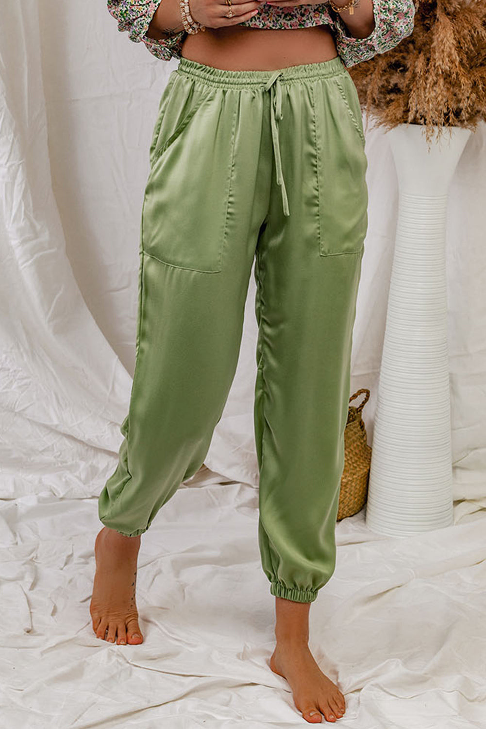 Solid Pocket Drawstring Shift Casual Pants | Evaless