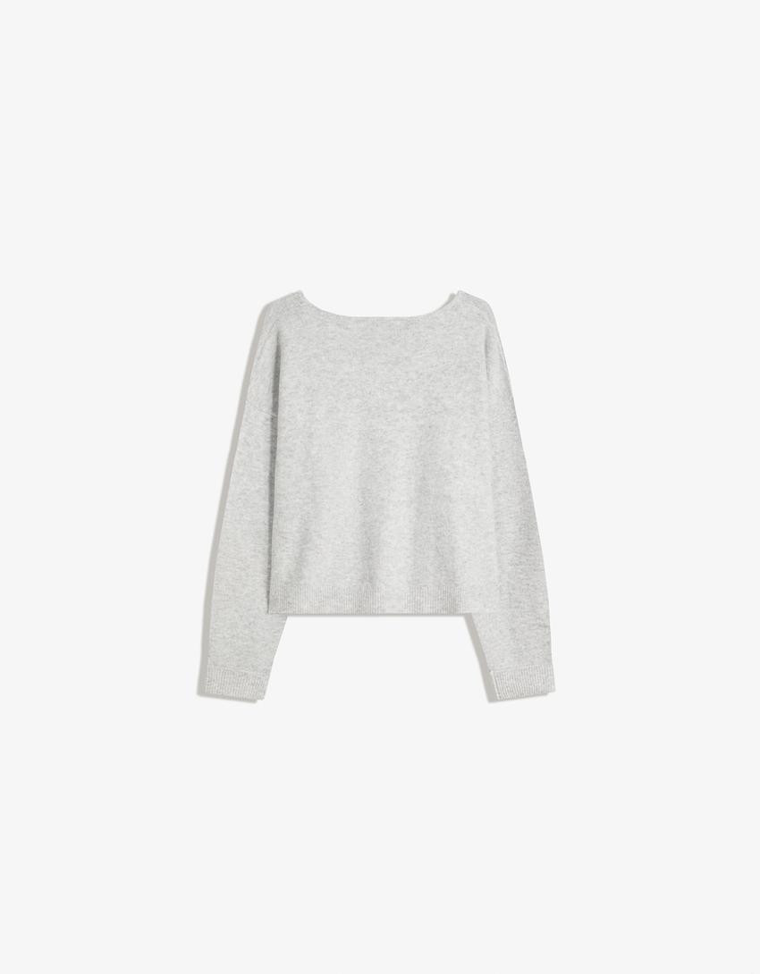 Soft touch V-neck sweater - Sweaters and cardigans - Women | Bershka GB