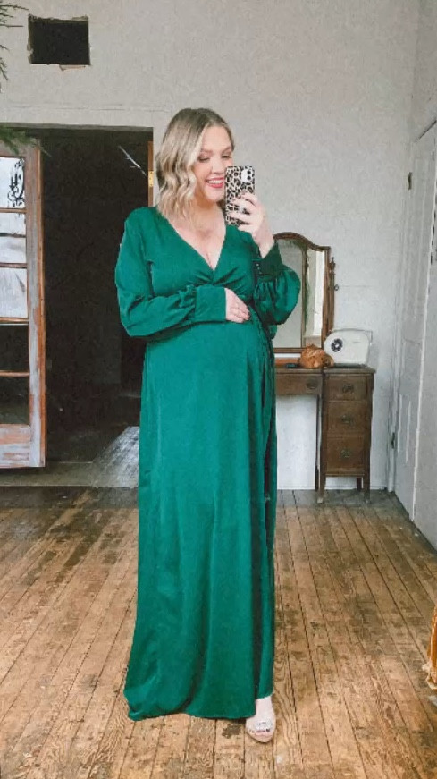 What I wore for our holiday family
Photos. The dress is a size large. Still have plenty of room for the bump. // Christmas style // bump friendly // pregnancy style 



#LTKBump #LTKFindsUnder100 #LTKStyleTip