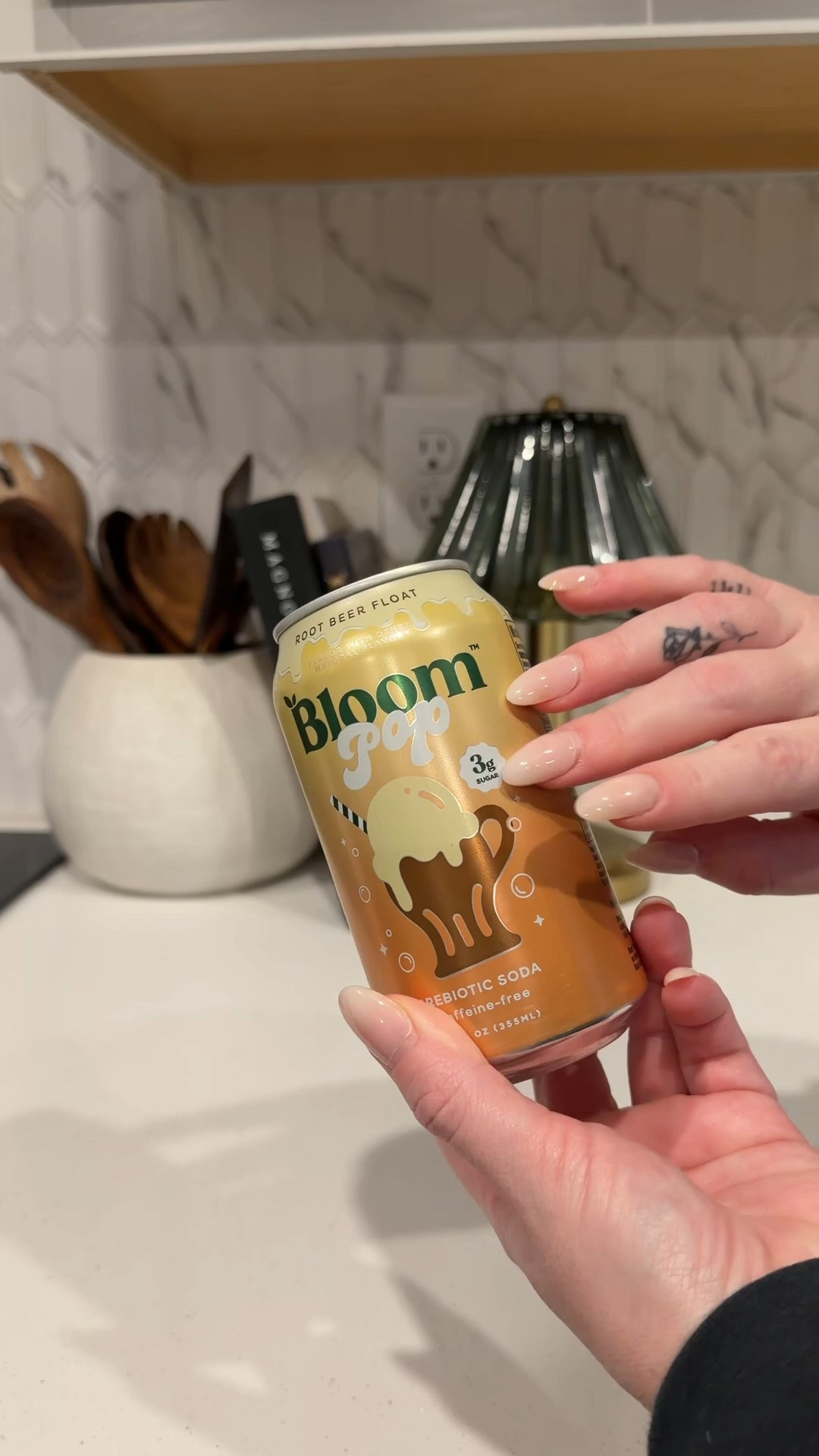 A pre Friday reset to make the weekend a litte lighter 🫧🧺✨

#ltkclean #cleanwithme #reset 

#LTKvlog #LTKHome #LTKSeasonal