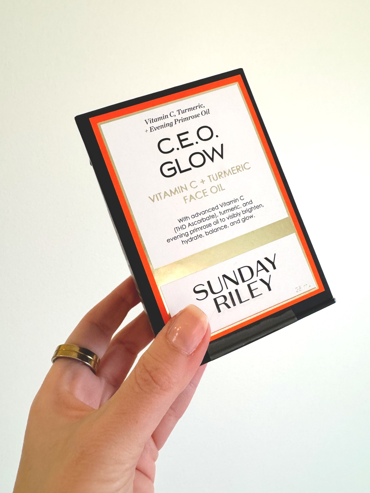 My skin has been needing this 😅

I used to LOVE this Sunday Riley C.E.O. Glow and finally grabbed it again on sale.

Already remembering why it was a staple.

If you catch it on sale, grab it!


#LTKdayinmylife #LTKselfcare #LTKBeauty