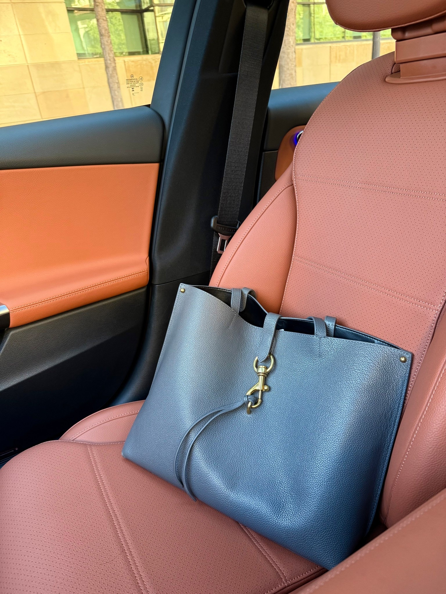 Best Work Bag


Rebecca minkoff tote
Rebecca minkoff bag
Work tote
Work bag
Grey tote
Tote bag
Big bag

#LTKStyleTip #LTKItBag