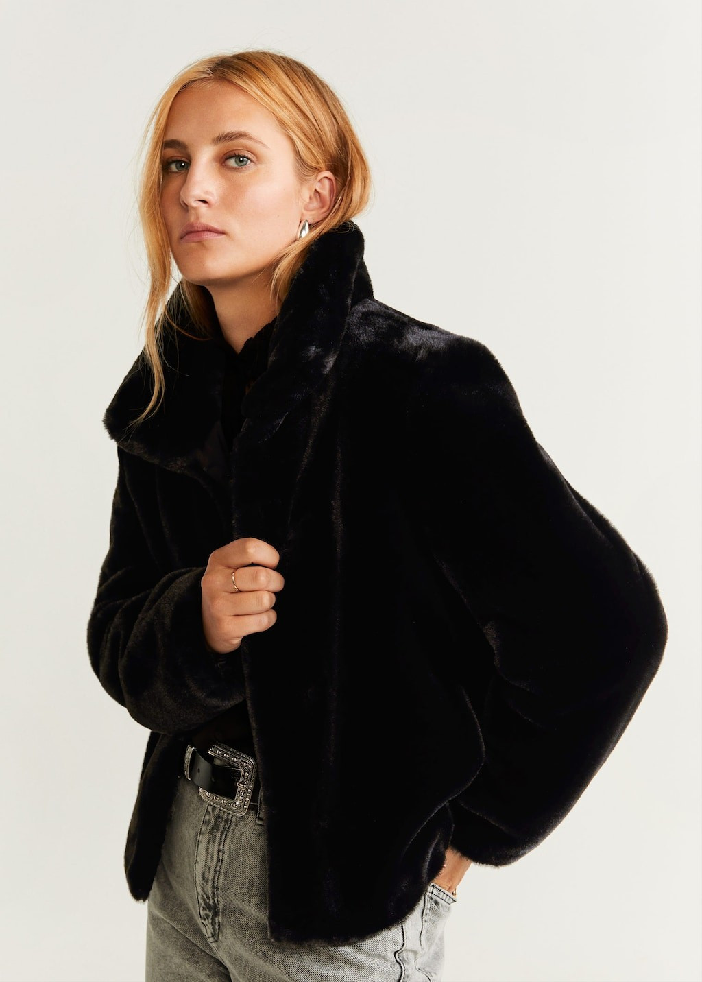 Faux fur jacket | MANGO (US)