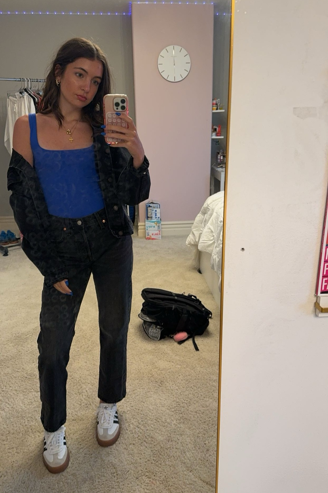 they don’t sell the exact color of the bodysuit anymoree