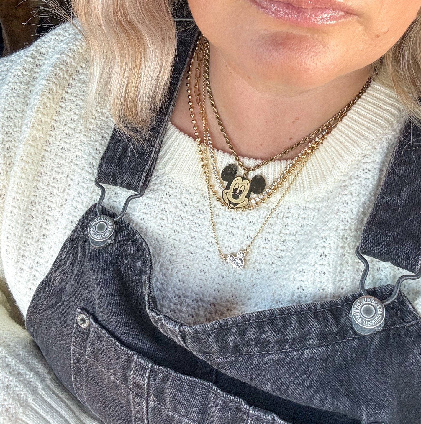 BaubleBar $15 necklace! 

#LTKHoliday #LTKGiftGuide #LTKCyberWeek