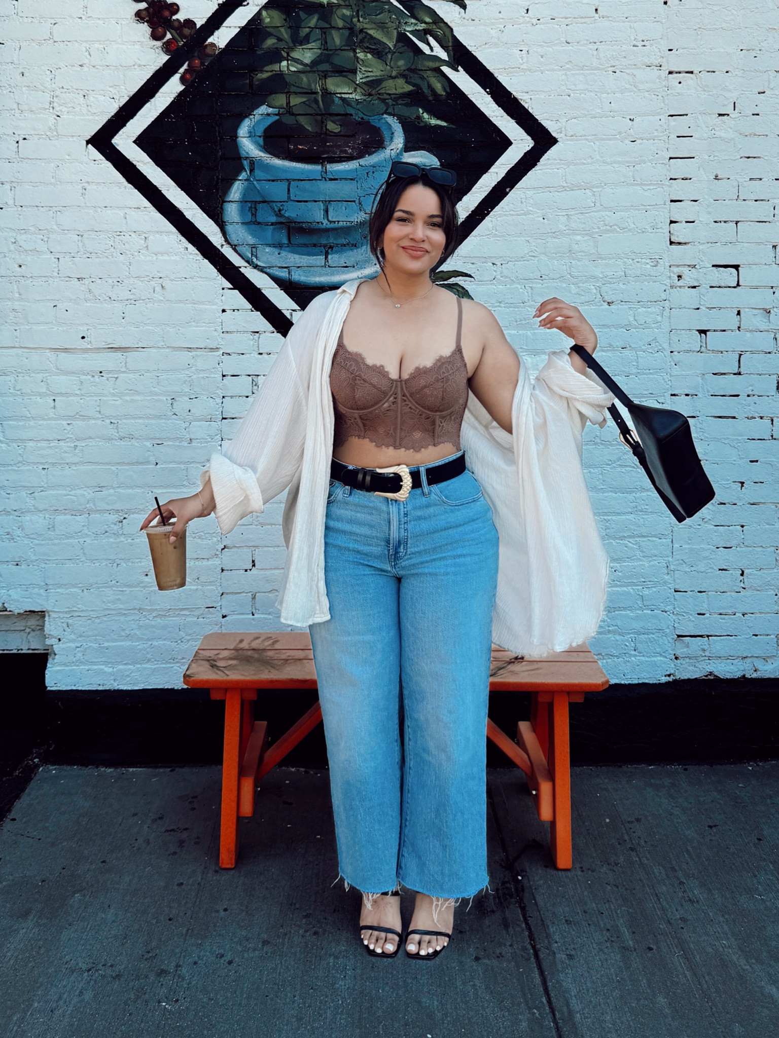 Shop the madewell in app sale on ltk ! I wear a size 32 in all their jeans ! 

#LTKStyleTip #LTKxMadewell #LTKSaleAlert