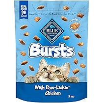Blue Buffalo Bursts Crunchy & Creamy Cat Treats, Great for Training, Paw-Lickin' Chicken, 5-oz Bag | Amazon (US)