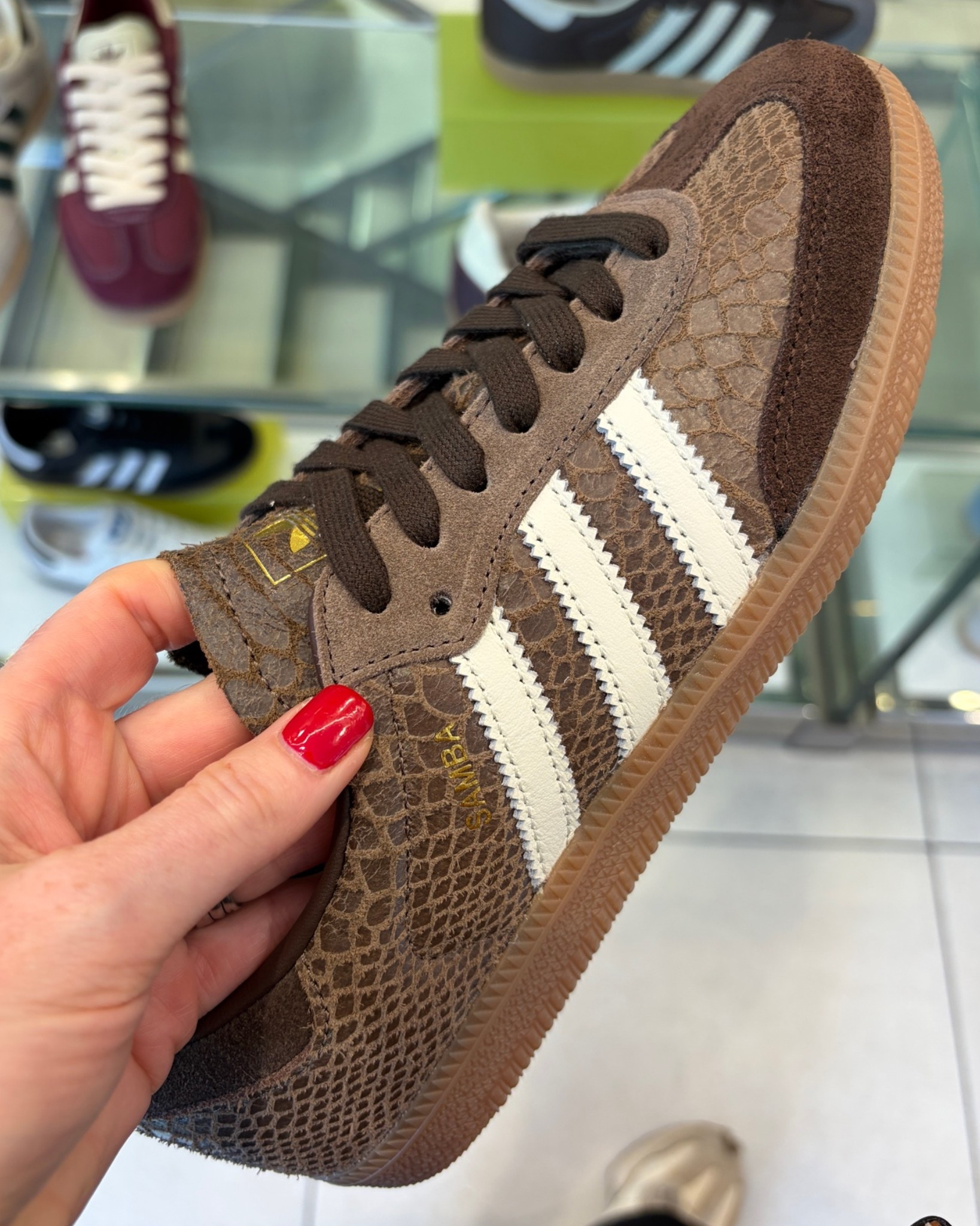 Spotted these and instantly thought autumn 🤎🍂 I love this chocolate brown colourway and such a nice alternative to the usual white trainer and I can already picture these with jeans, leggings and cosy autumn layers!

#LTKuk #LTKautumn #LTKshoes