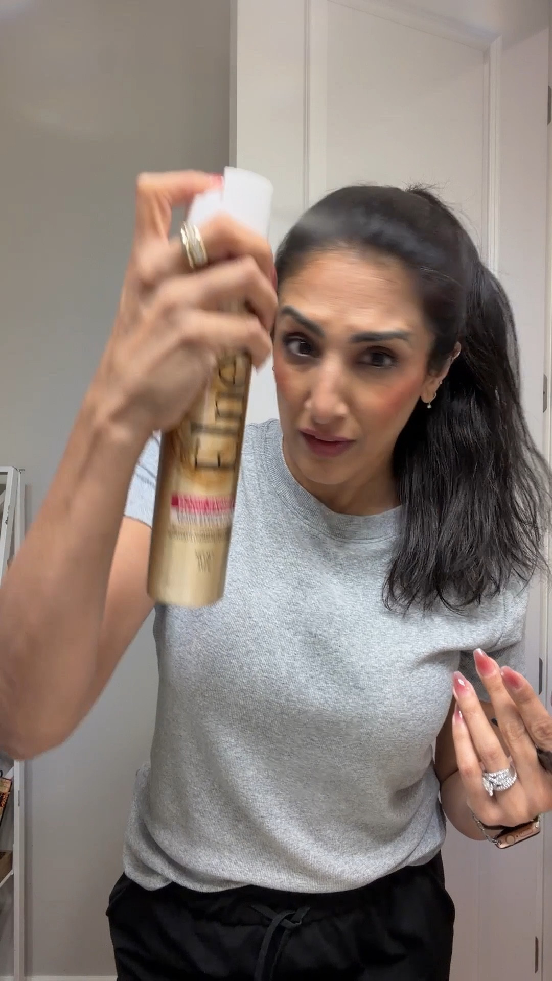 Bye bye flyaways- best hairspray

#LTKstorytime #LTKmorningroutine #LTKBeauty