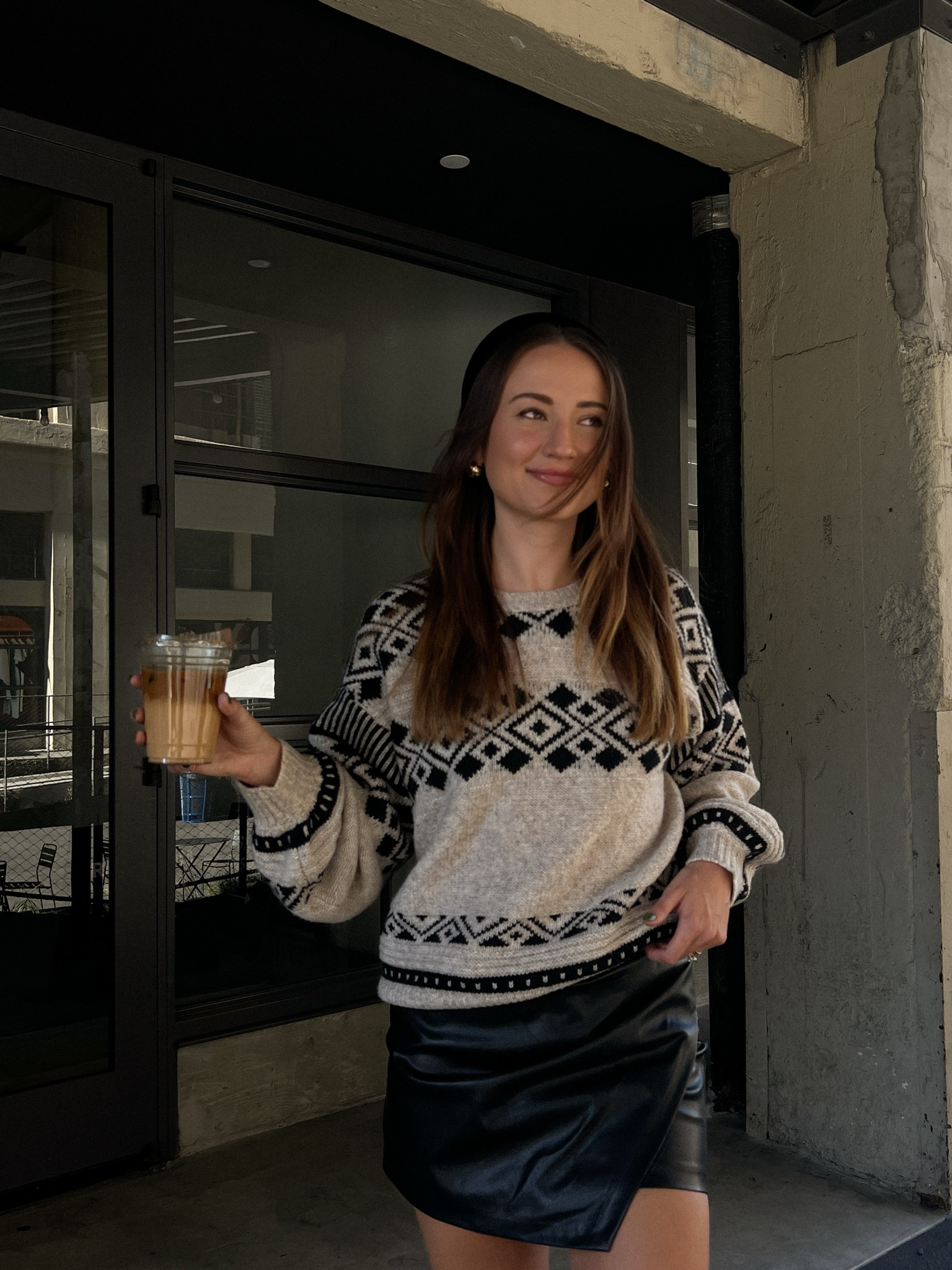 Cashmere and coffee

#LTKstyletip #LTKSeasonal