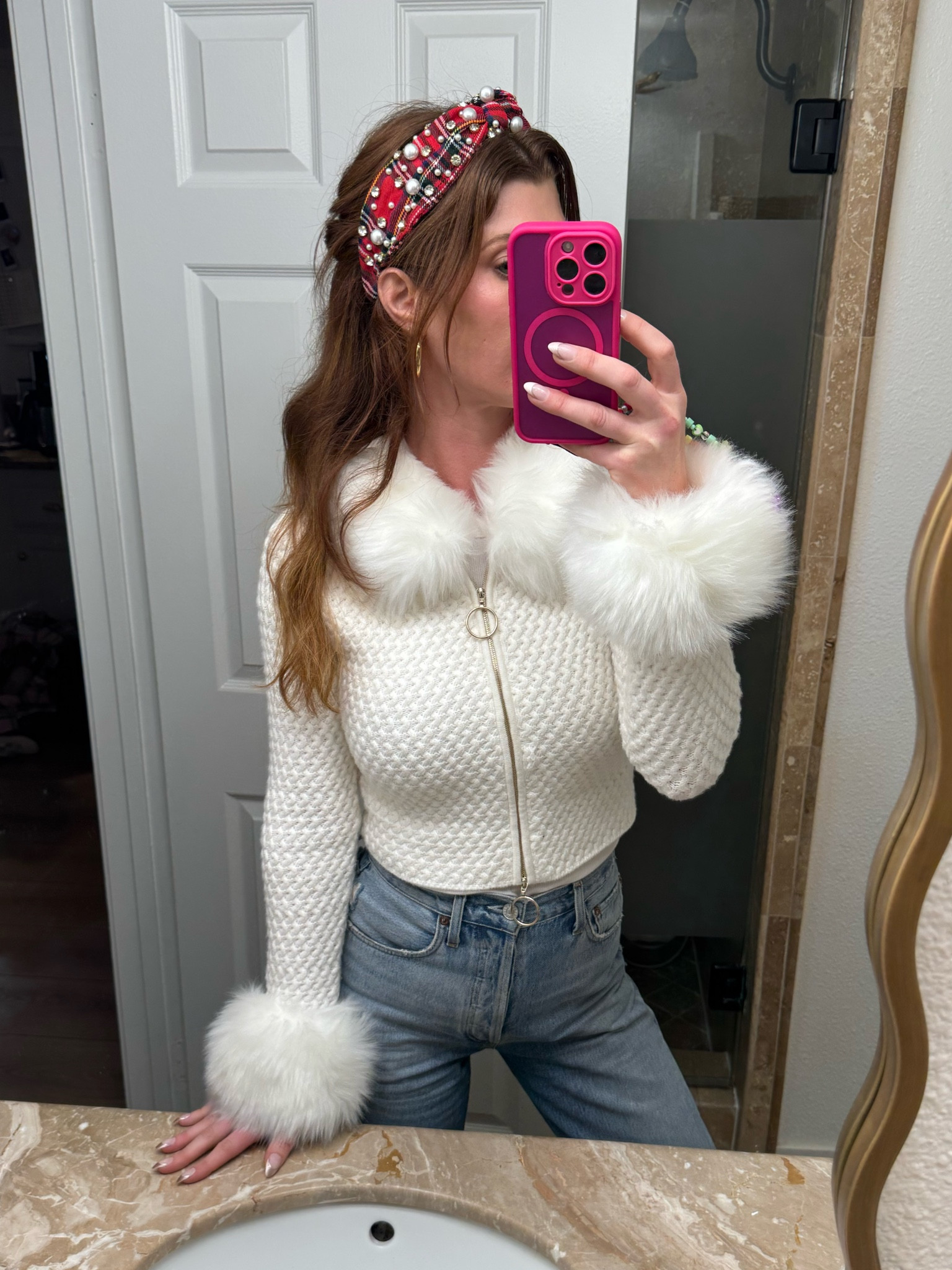 Show me your mumu Zermatt top. 



#LTKGiftGuide #LTKSeasonal #LTKHoliday