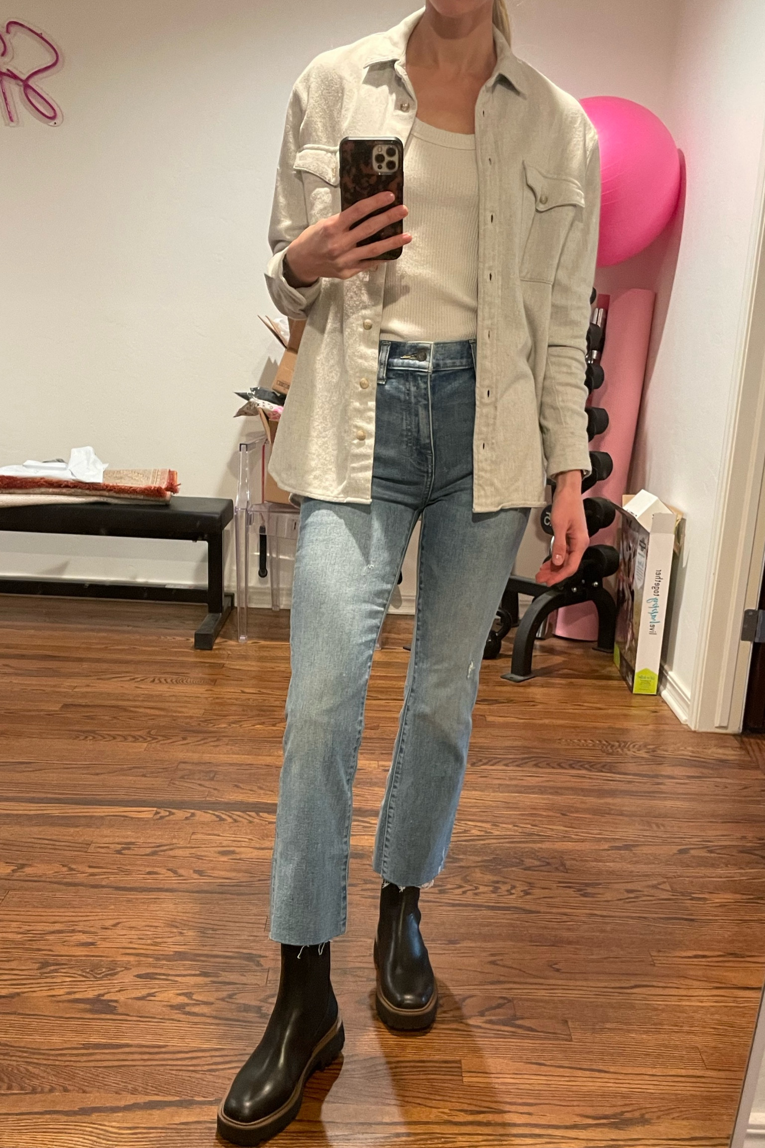 Cropped jeans, raw hem jeans, jeans, flattering jeans, revolve, pistola, Abercrombie, straight leg jeans, Abercrombie jeans, Abercrombie denim, sale denim, sale, slimming jeans, madewell, Chelsea boot, laguna Chelsea boot, Sam edelman

#LTKtravel #LTKstyletip #LTKFind
