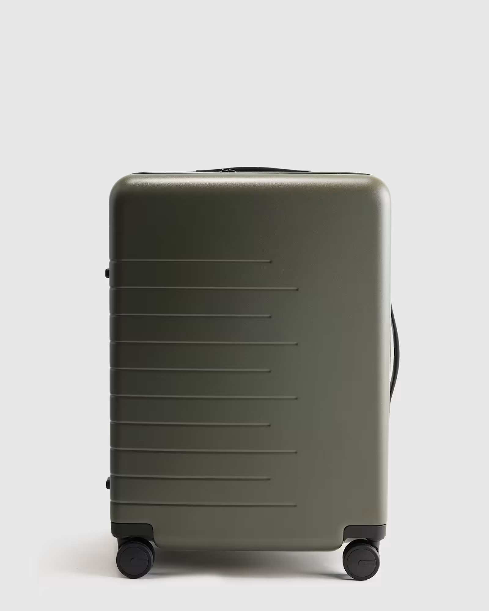 Expandable Medium Check-In Suitcase | Quince