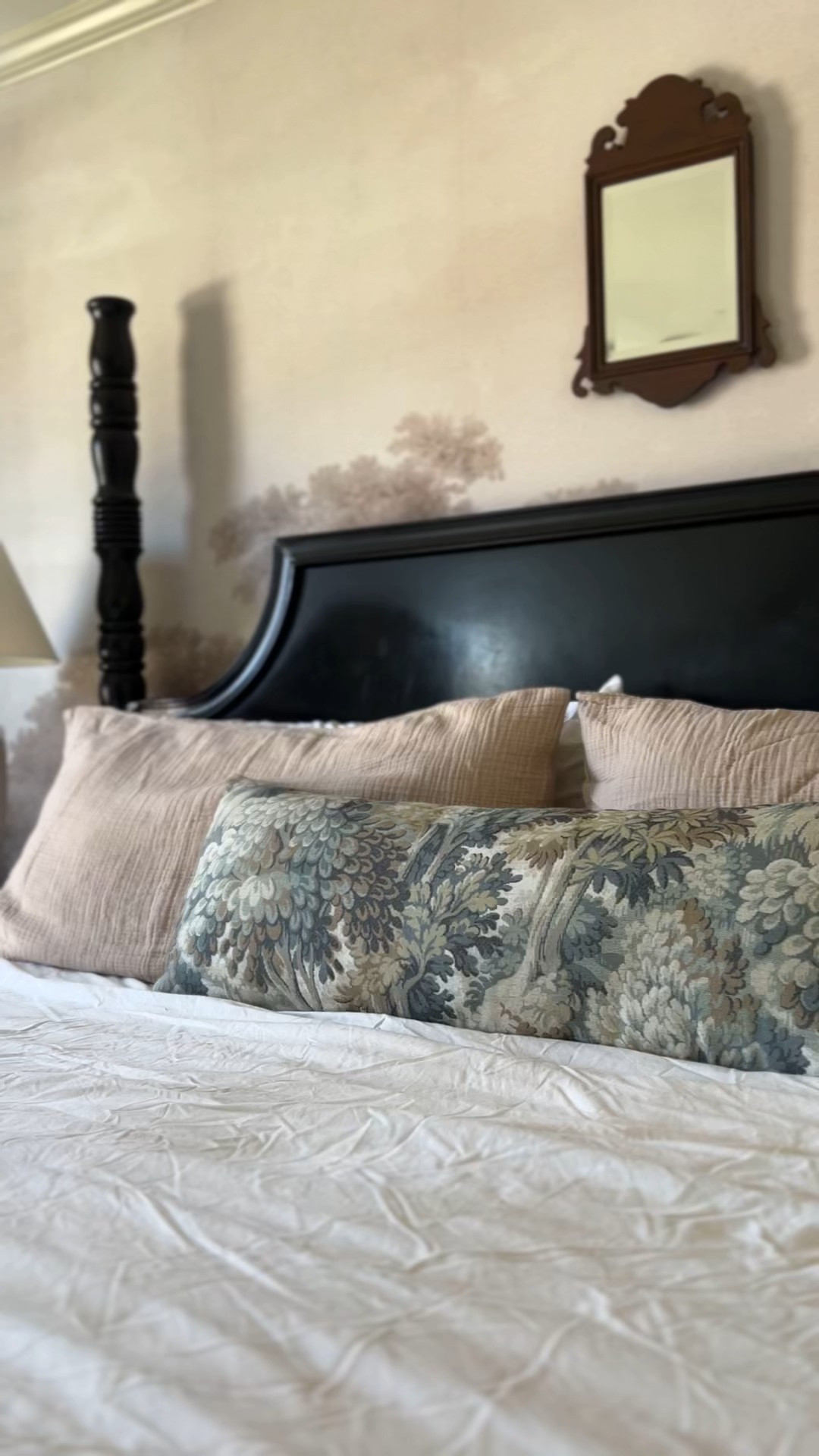 Nancy Meyers
Master bedroom
Contemporary 
Neutral 
Long lumbar pillow 
Bedding 

#LTKFindsUnder100 #LTKHome #LTKFindsUnder50