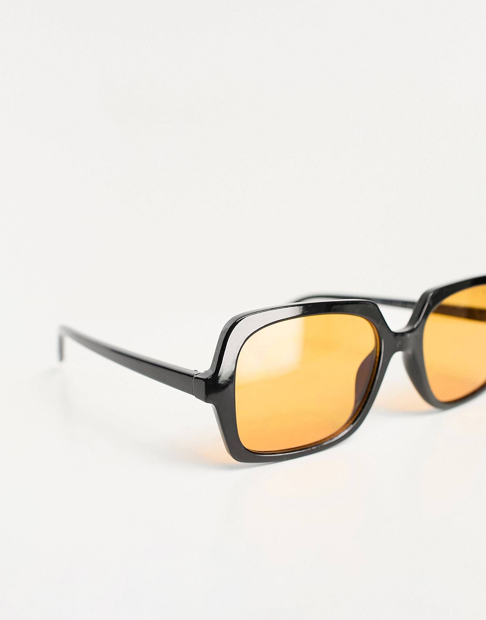 ASOS DESIGN – Eckige Sonnenbrille in Schwarz mit orangen Gläsern | ASOS (Global)