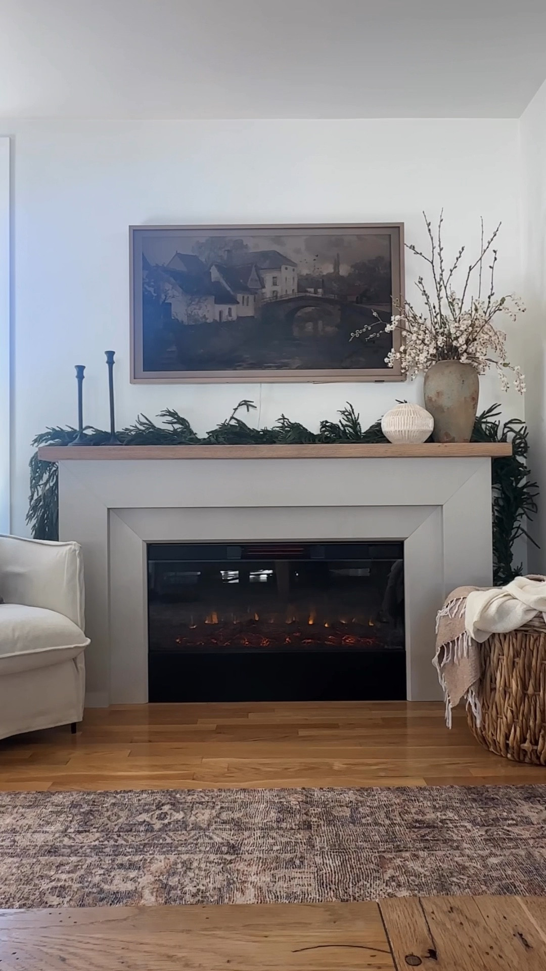 Real touch garland that’s affordable and extra long!!!
Mantel styling inspo for the holidays!

#LTKHome #LTKHoliday #LTKStyleTip
