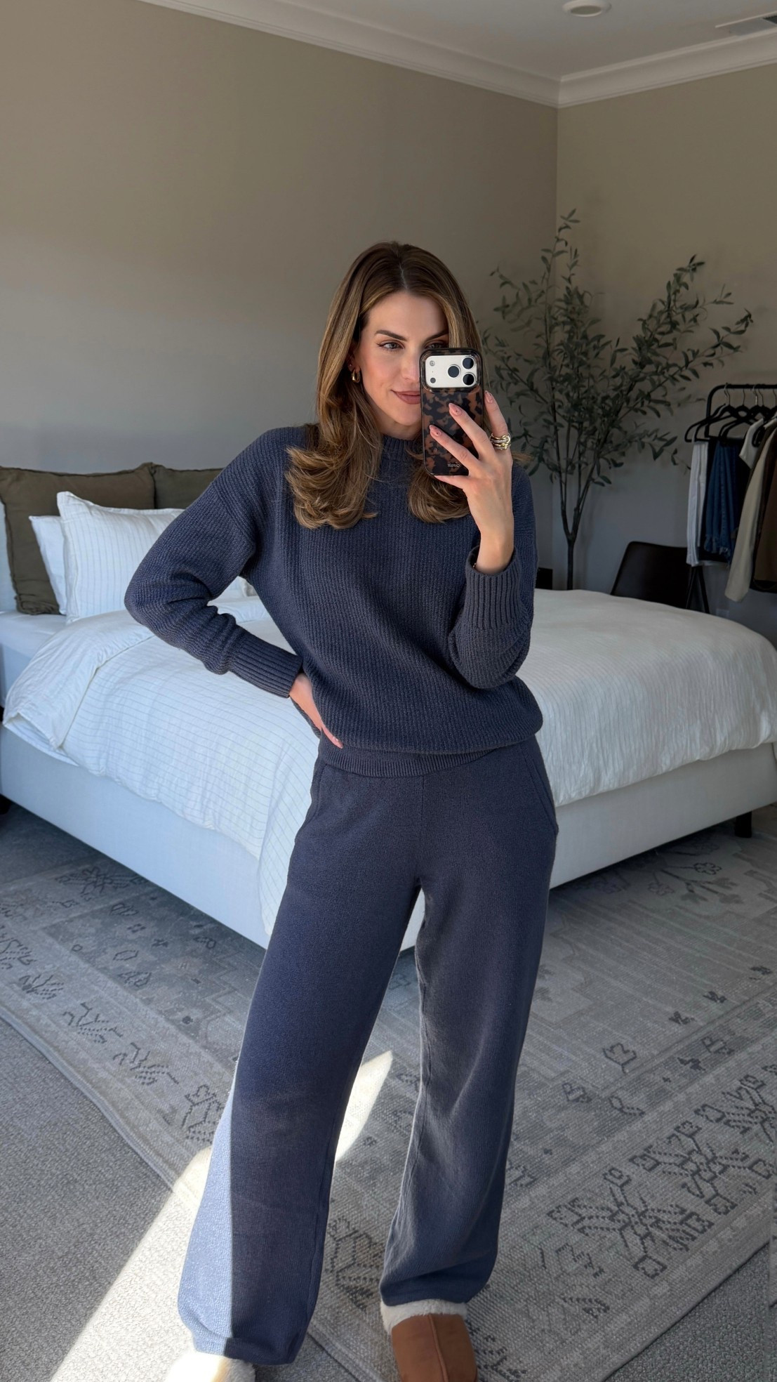 When you WFH, but still want to be a cozy cutie!! Wearing size S in both pieces.

#LTKFindsUnder50 #LTKSeasonal #LTKSaleAlert