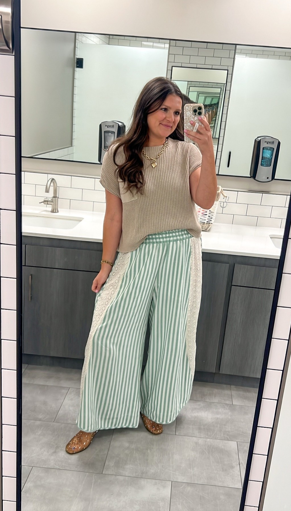 Obsessed with this comfy & mom approved work outfit for summer. It’s hot as heck out there and this outfit keeps me cool!! 

Top is from a matching set (m, tts) but I found a link to just the top. The pants are m. If between sizes in the waist, i would size up. Jelly shoes are a half size up!

#LTKootd #LTKmomlife #LTKWorkwear