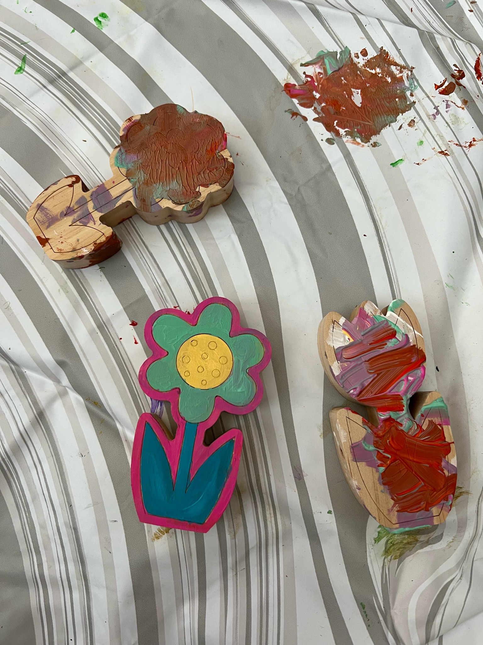 Target clearance section has tons of these painting kits for only $3!!  🎨🖌️🖼️🌷❤️or $5 online #target #family #toddler 

#LTKunder50 #LTKkids #LTKFind