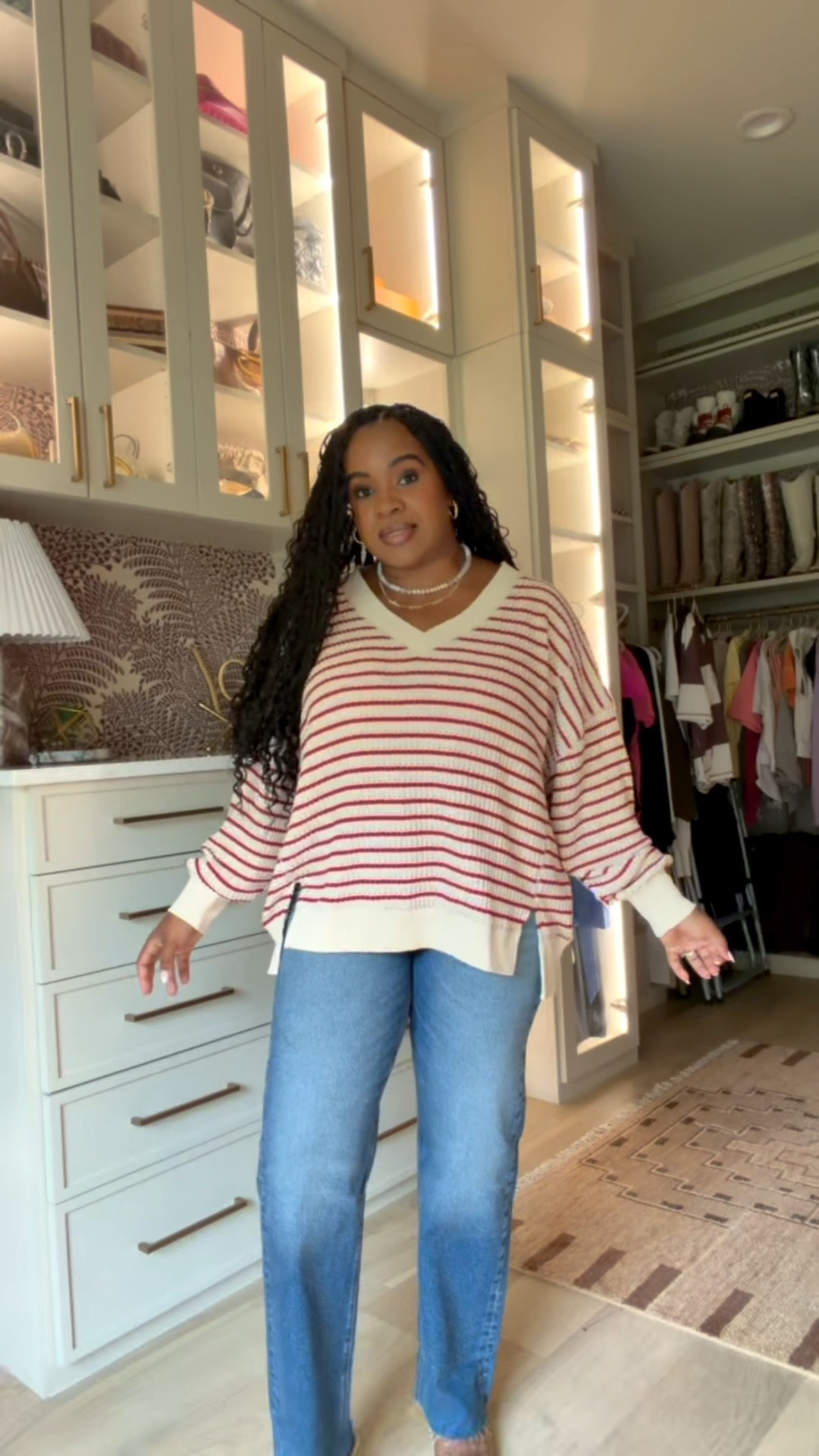 The perfect fall transitional sweater is on sale 😍 @‌AmericanEagle #AEPartner #AEJeans
