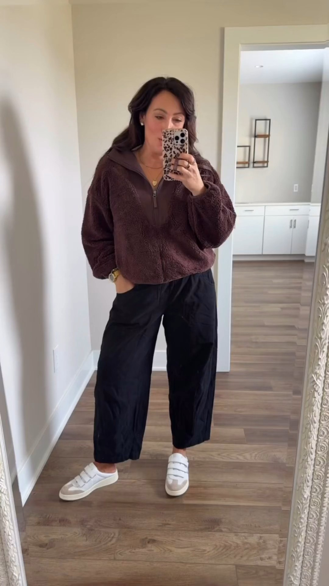 Sherpa is 40% off today 🚨 
• medium top
• medium pants - need a small 


#LTKSeasonal #LTKFindsUnder50 #LTKSaleAlert