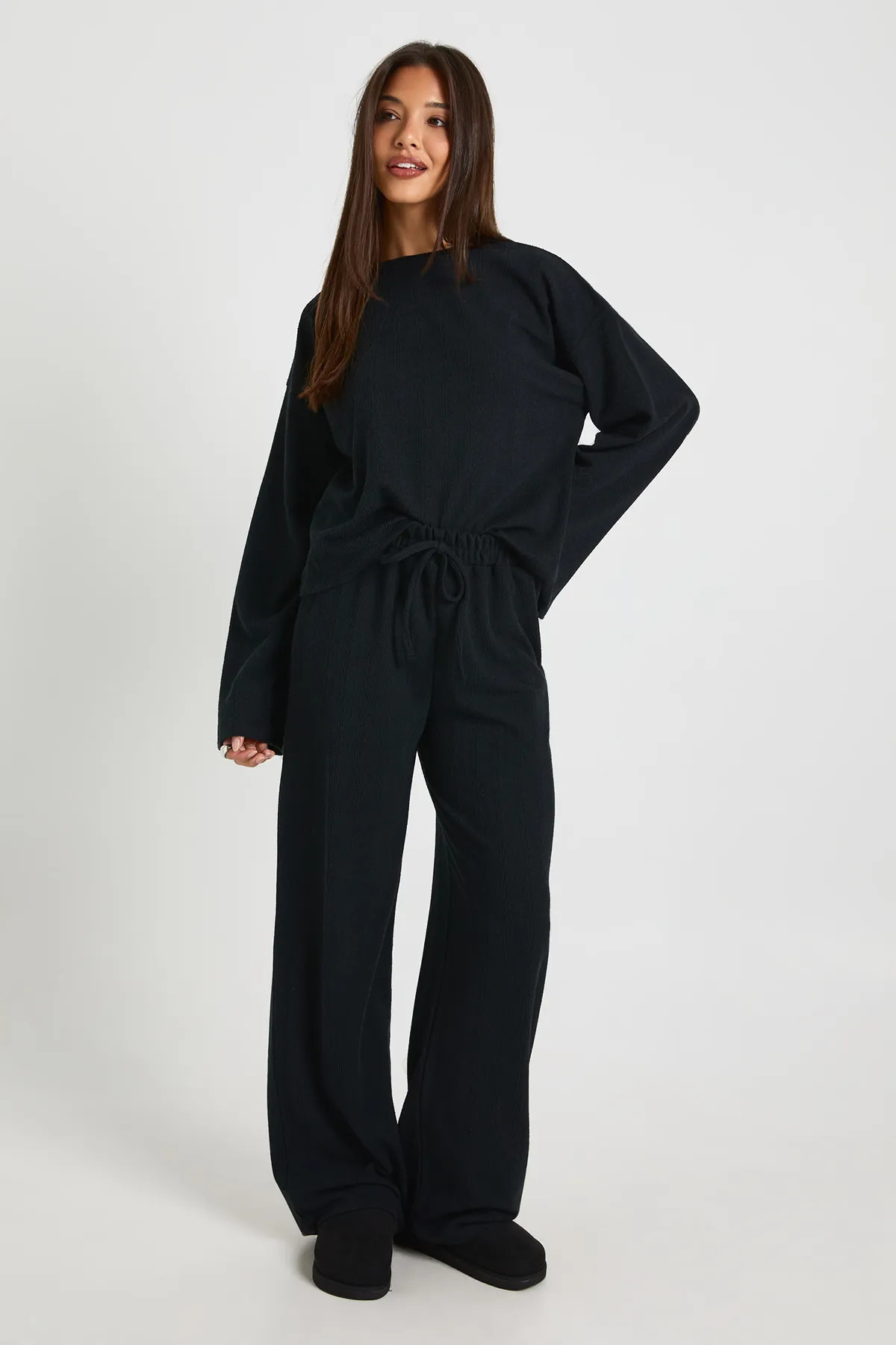 Black Crinkle Oversized Long Sleeve Top And Wide Leg Trouser Co-Ord Set | Boohoo | Boohoo.com (UK & IE)