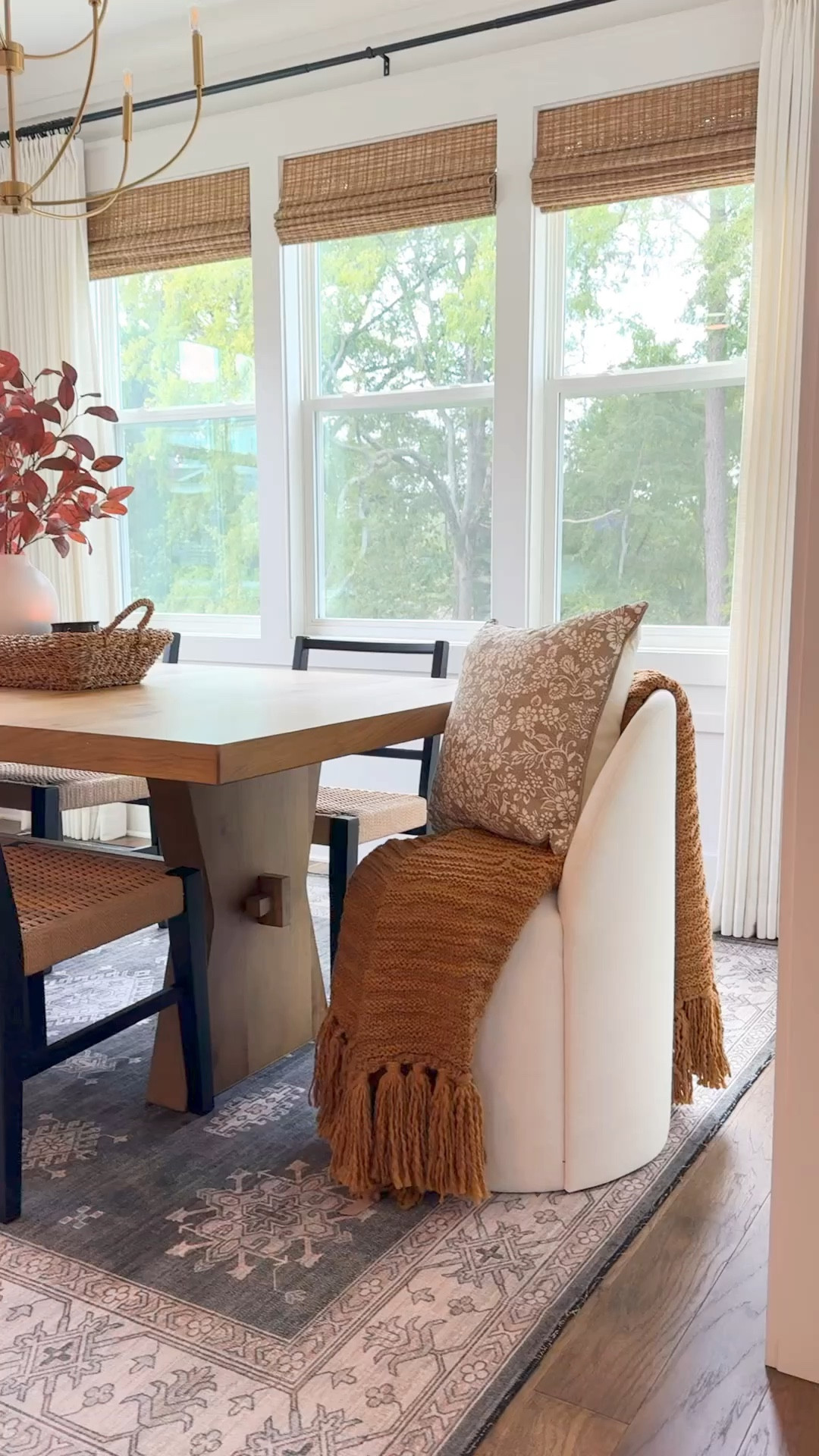 Fall Dining Room 

Fall dining, dining table, fall decor, fall home, florals, vase and florals, fall table, fall stems, table centerpiece, dining room table and chairs, dining room rug, modern organic dining roomm

@ashleyofficial table 

#LTKVideo #LTKHome #LTKSeasonal