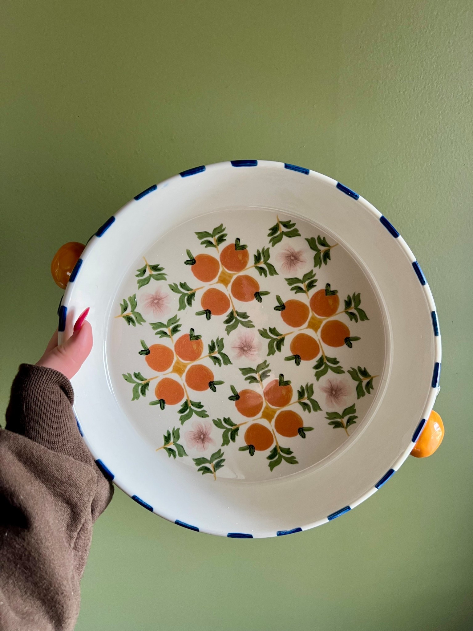 The CUTEST pie dish. Can’t wait to bake pies, make dips, cheesecake , etc in this beauty. Tagging some of my favorite orange /fruit items #anthropologie #fruit #orange #kitchenware #kitchen #spring #anthro

#LTKHome #LTKOver40 #LTKItBag