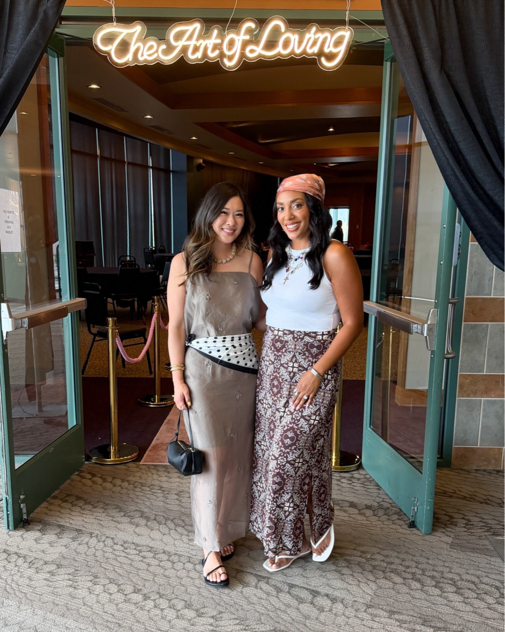 Olivia Dean concert outfits!

My tank: Small
Skirt: 8 (coulda done 6)

LOFT // Lane Bryant // Amazon