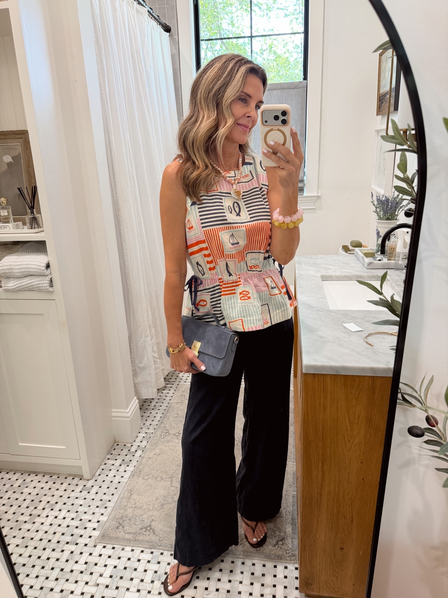 I’m 5’6’’
-top on 25% off sale now sz XS @Spartina 449 
-pants TTS
-Bag is linked in my ShopMy https://go.shopmy.us/p-58027600

#LTKSaleAlert #LTKOver40 #LTKootd